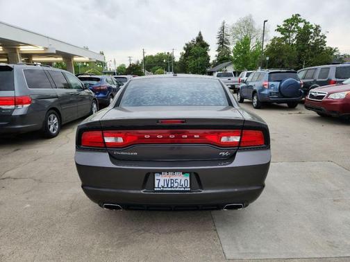 Granite Crystal Metallic Clearcoat 2014 Dodge Charger R/T