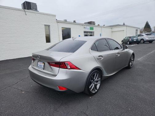 2015 Lexus IS 250 Crafted Line