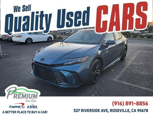 2025 Toyota Camry SE