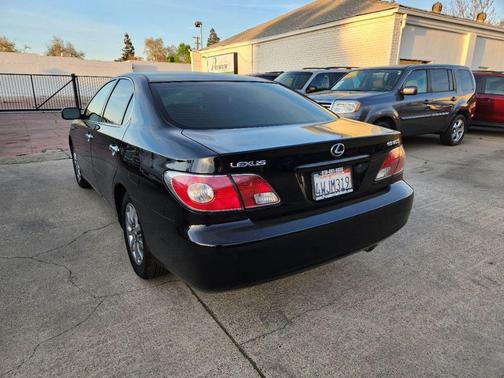2002 Lexus ES 300 Base