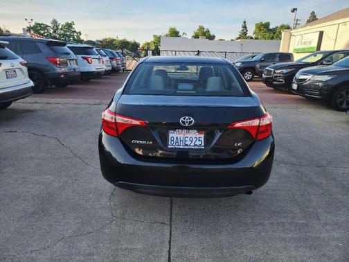 Black Sand Pearl 2018 Toyota Corolla LE