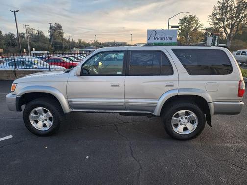 1999 Toyota 4Runner Limited 4WD