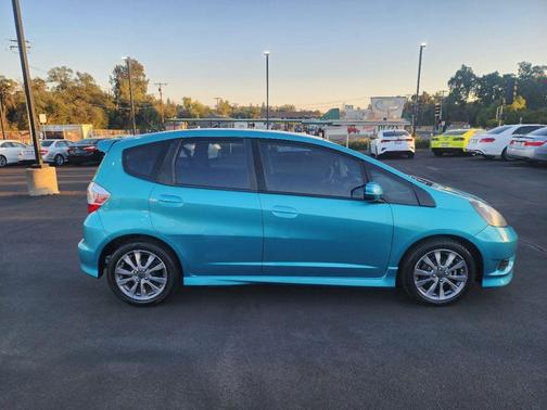 2013 Honda Fit Sport