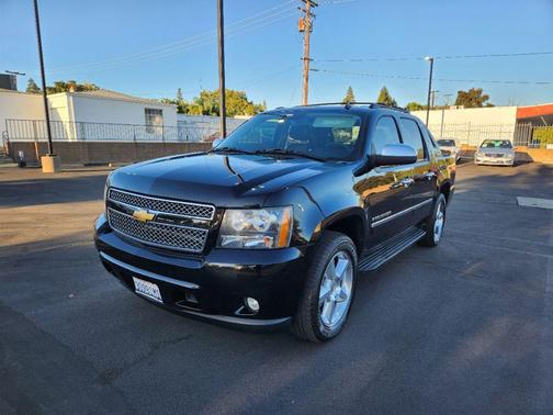 2013 Chevrolet Avalanche LTZ