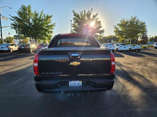 2013 Chevrolet Avalanche LTZ
