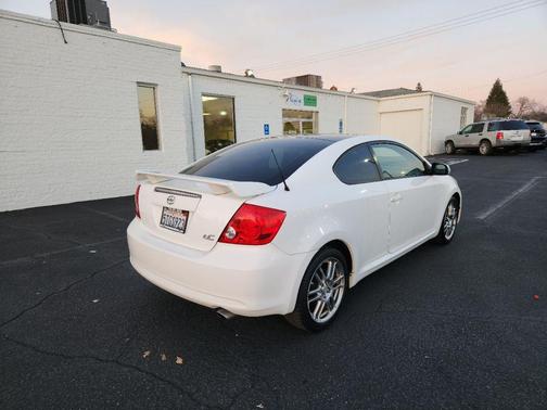 2006 Scion tC Base