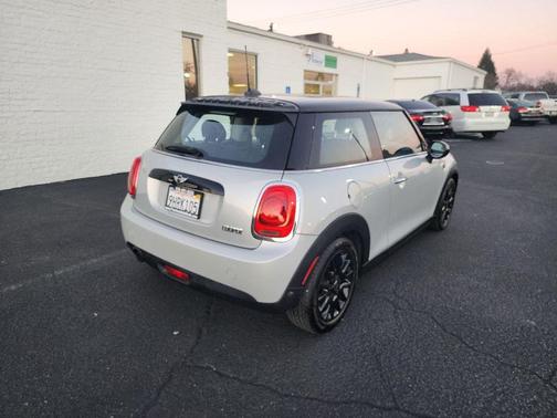 2018 MINI Hardtop Oxford Edition