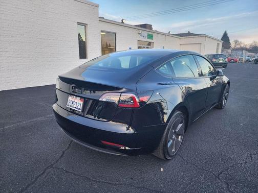 2023 Tesla Model 3 Standard Range