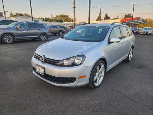 2012 Volkswagen Jetta SportWagen S