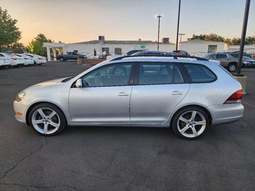 2012 Volkswagen Jetta SportWagen S