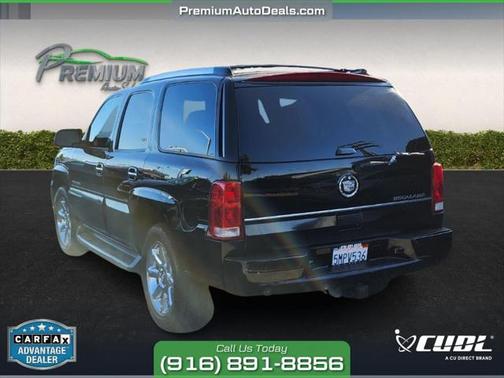 2005 Cadillac Escalade Base