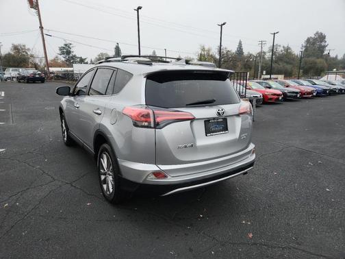 2017 Toyota RAV4 Limited