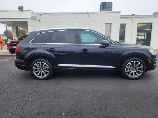 2017 Audi Q7 3.0T Premium