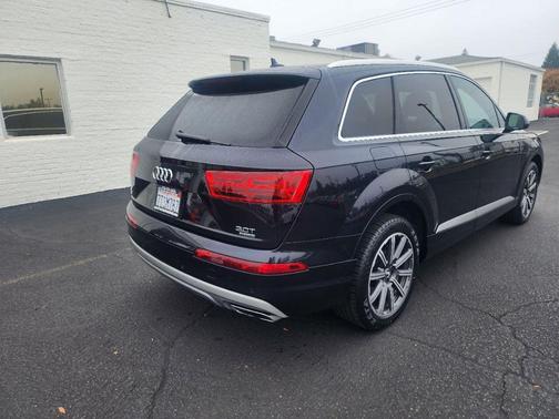 2017 Audi Q7 3.0T Premium