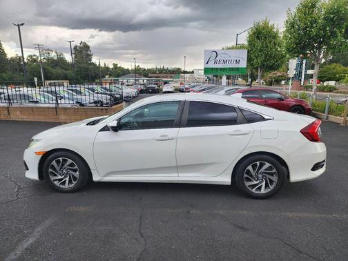 White 2018 Honda Civic EX
