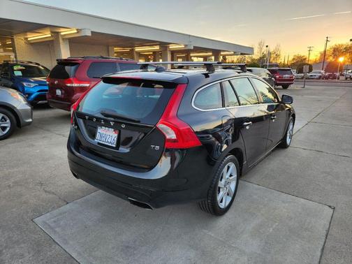 2015 Volvo V60 T5 Premier