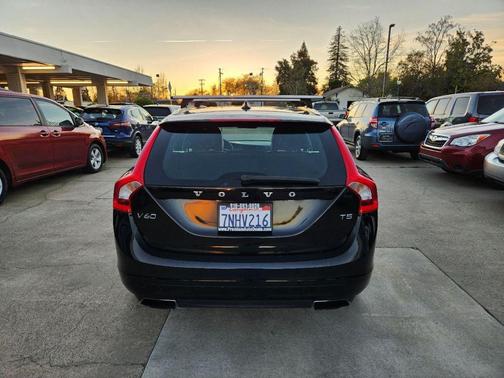 2015 Volvo V60 T5 Premier