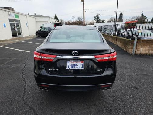 2014 Toyota Avalon XLE