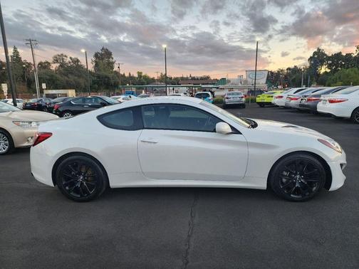 2013 Hyundai Genesis Coupe 2.0T