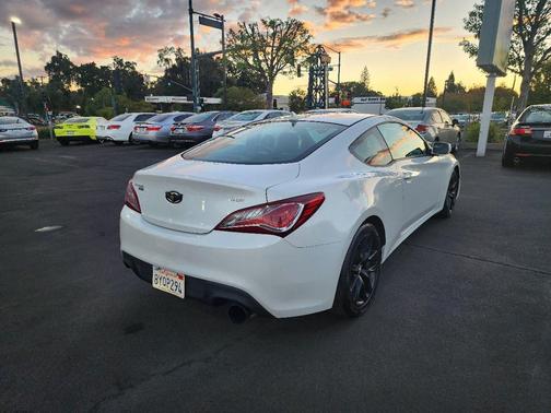 2013 Hyundai Genesis Coupe 2.0T