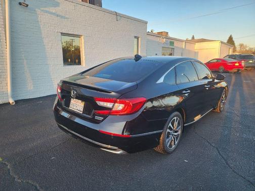 2020 Honda Accord Hybrid Touring