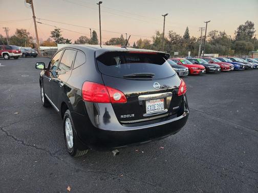 2012 Nissan Rogue S