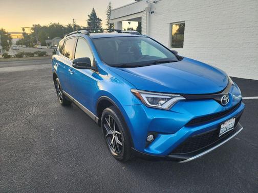 2016 Toyota RAV4 SE