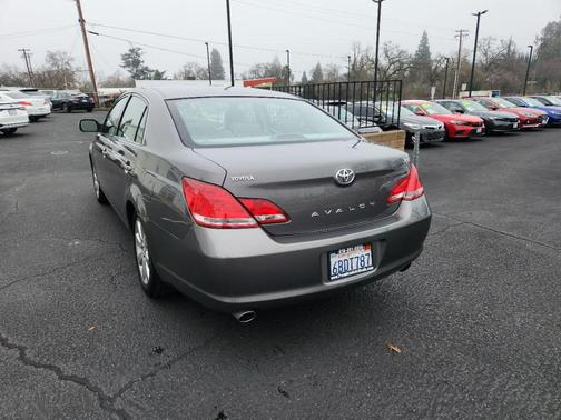 2007 Toyota Avalon XLS