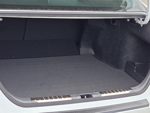 Wind Chill Pearl 2026 Toyota Camry XSE