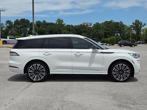 2023 Lincoln Aviator Black Label AWD