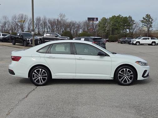 2025 Volkswagen Jetta 1.5T Sport