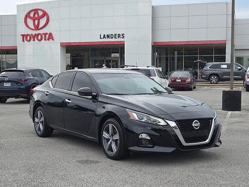 2022 Nissan Altima 2.5 SL