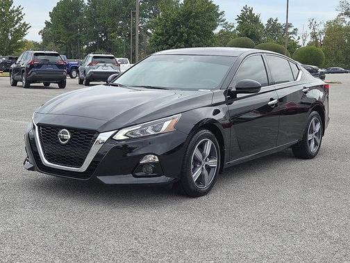 2022 Nissan Altima 2.5 SL