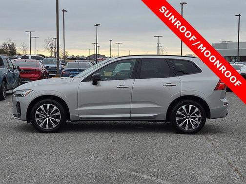 2024 Volvo XC60 B5 Core Dark Theme