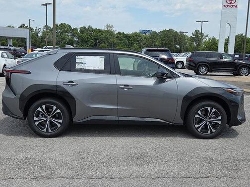 2025 Toyota bZ4X XLE