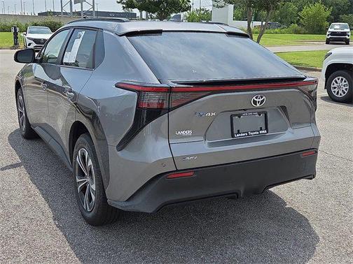 2025 Toyota bZ4X XLE