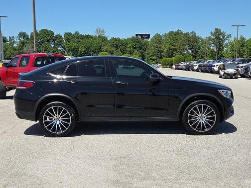 2022 Mercedes-Benz GLC 300 4MATIC Coupe