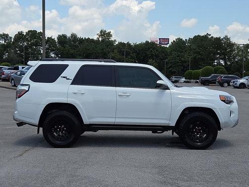 2023 Toyota 4Runner TRD Off Road