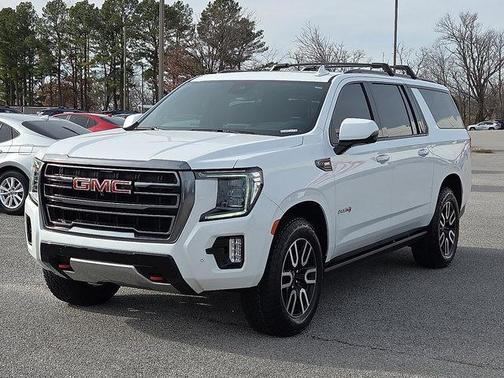 2023 GMC Yukon XL 4WD AT4