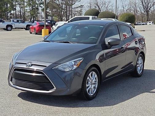 2017 Toyota Yaris iA Base