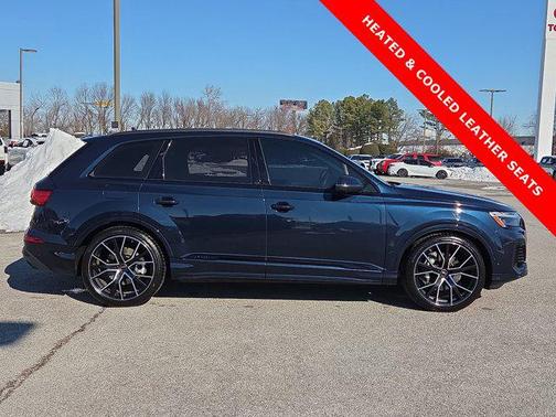 2025 Audi Q7 55 Premium Plus