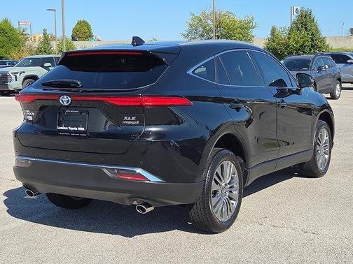2022 Toyota Venza XLE