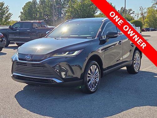 2022 Toyota Venza XLE