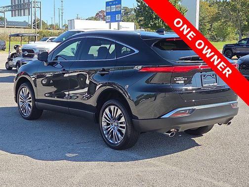 2022 Toyota Venza XLE