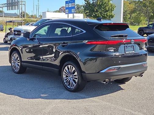 2022 Toyota Venza XLE
