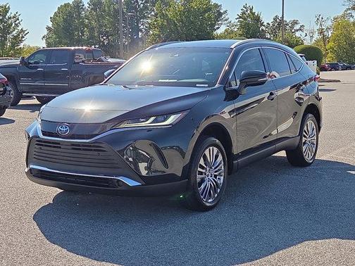 2022 Toyota Venza XLE