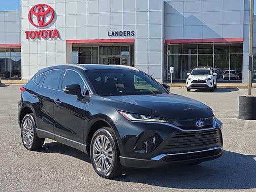 2022 Toyota Venza XLE