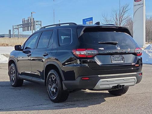 2025 Honda Pilot TrailSport