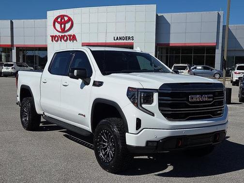 2022 GMC Sierra 1500 AT4