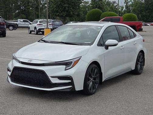 Wind Chill Pearl 2025 Toyota Corolla SE